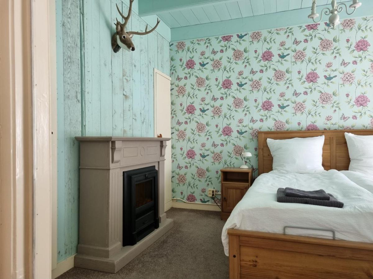 Het Voorhuis Boerderij Hoeve Vrede Best Весп Экстерьер фото