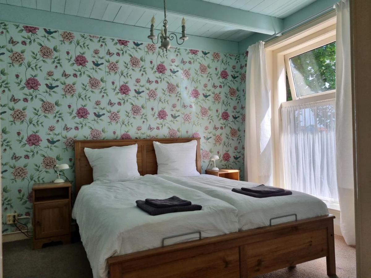 Het Voorhuis Boerderij Hoeve Vrede Best Весп Экстерьер фото